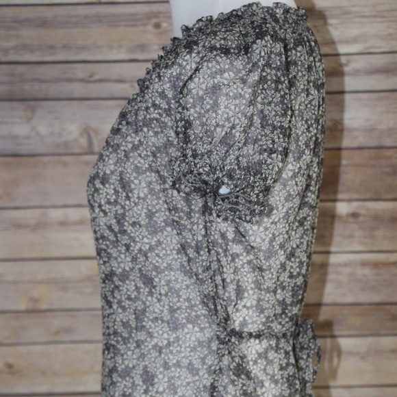 CONVERSE ONE STAR Gray & Cream Sheer Floral Top - Picture 6 of 7